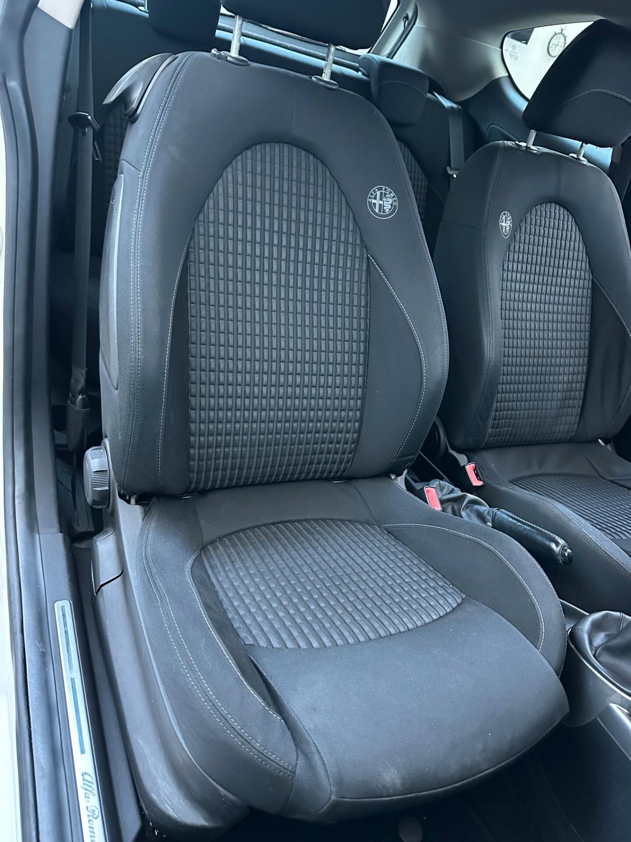 Alfa Romeo MiTo 1.4 Benz, Euro 5, si neopat, impeccabile