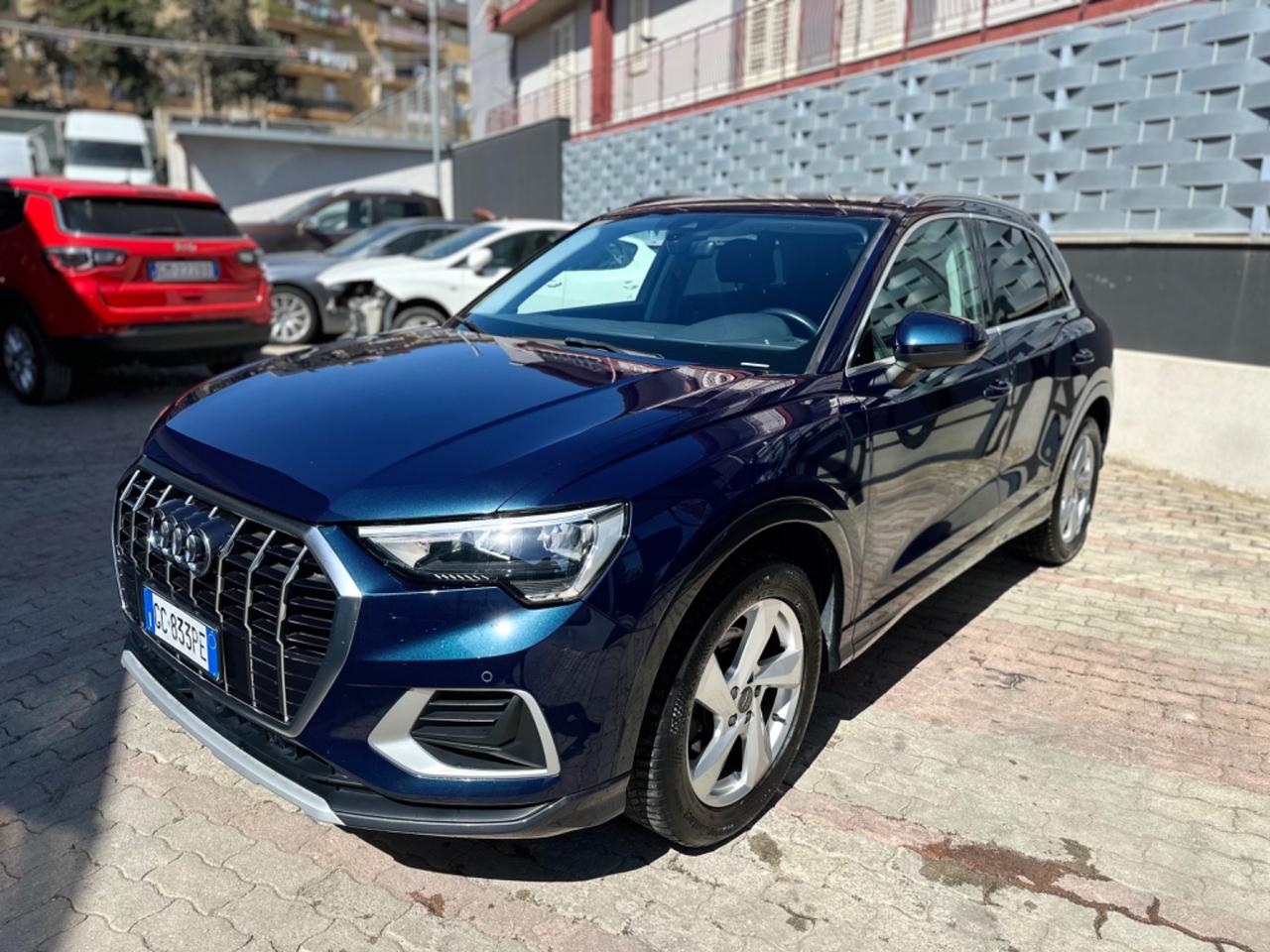 Audi Q3 35 TDI quattro 150 S Tronic NAVI LED 2021