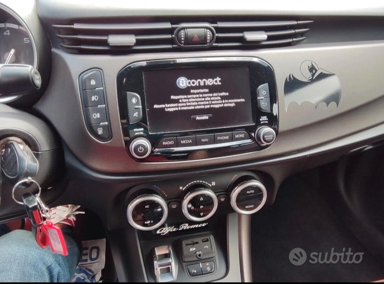 Alfa Romeo Giulietta 1.6 JTDm-2 120 CV Exclusive