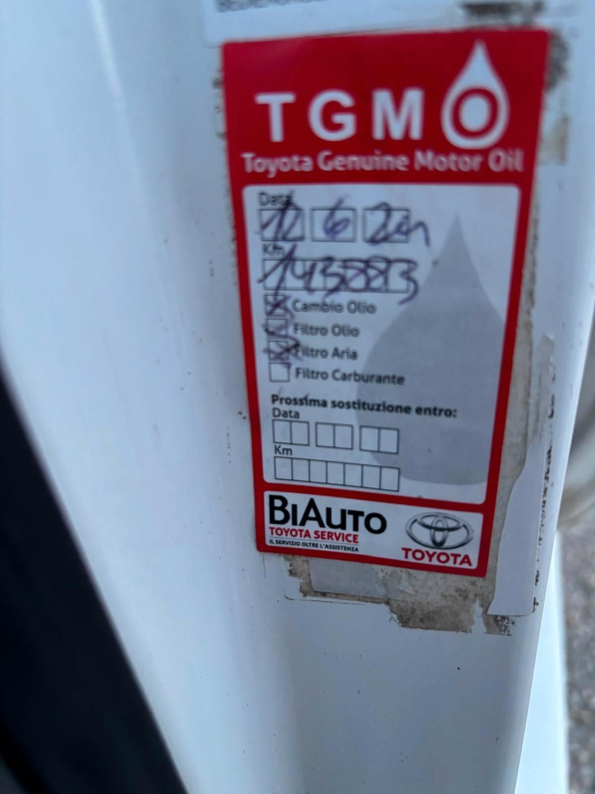 Toyota Yaris 1.0 5 porte Sol UNICO PROPRIETARIO TAGLIANDATA TOYOTA UNICO PROPRIETARIO