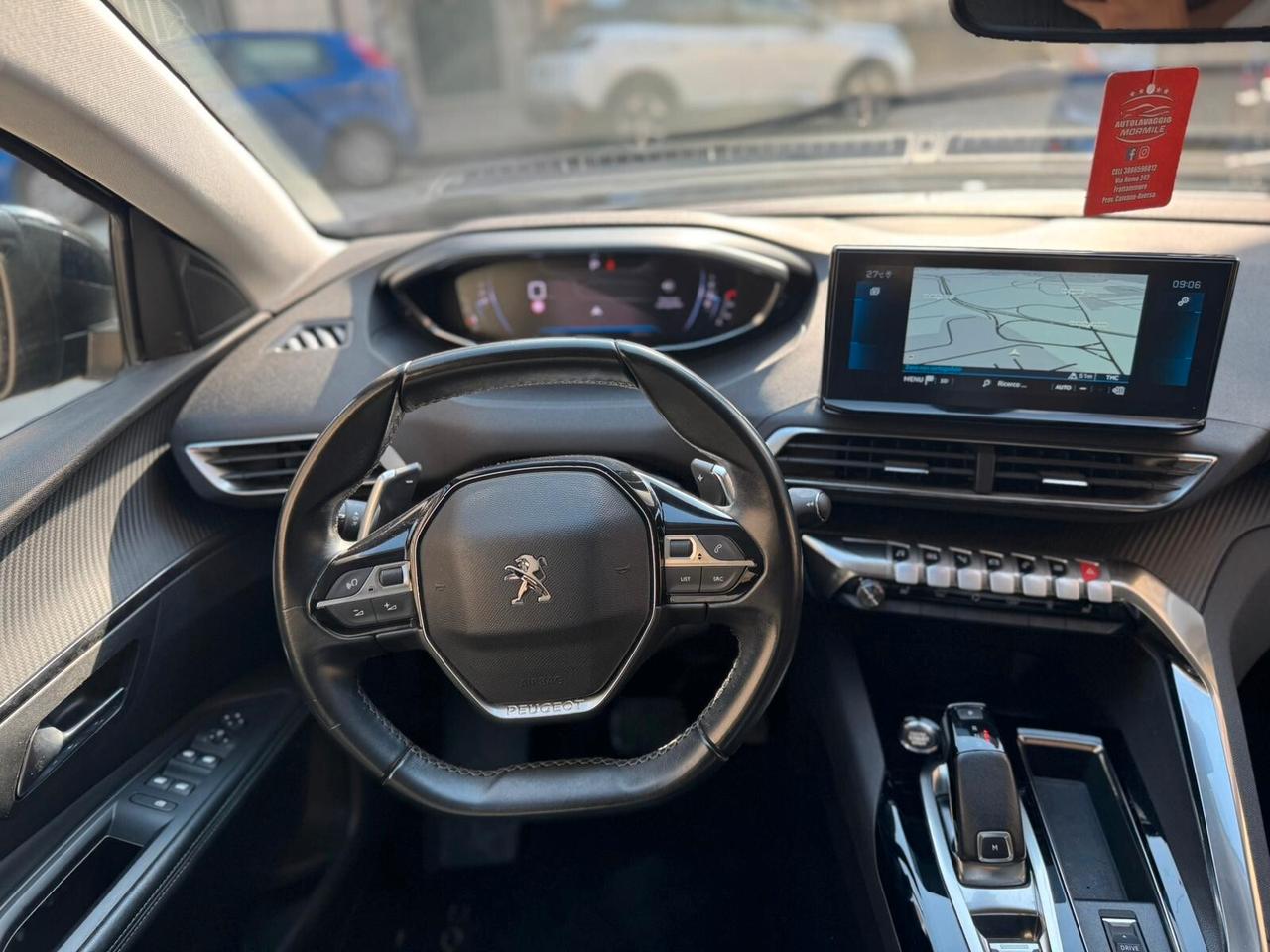 Peugeot 3008 BlueHDi 130 S&S EAT8 Allure