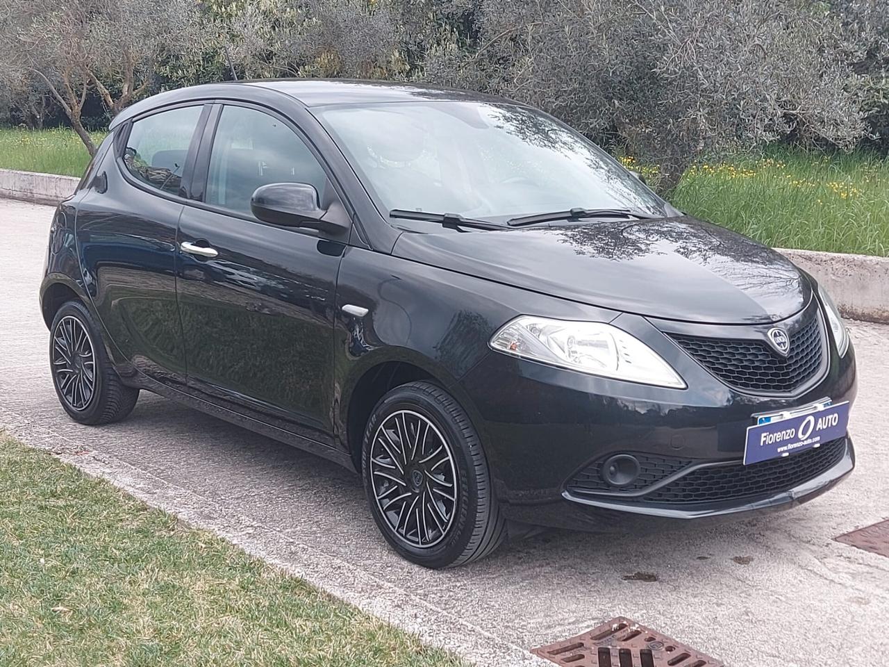 Lancia Ypsilon 1.2 S&S Gold 69CV -PREZZO REALE-