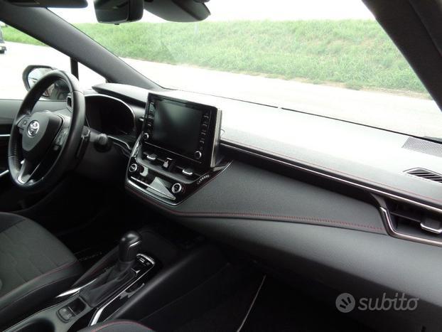 TOYOTA Corolla 2.0 Hybrid Lounge PREZZO VALIDO F