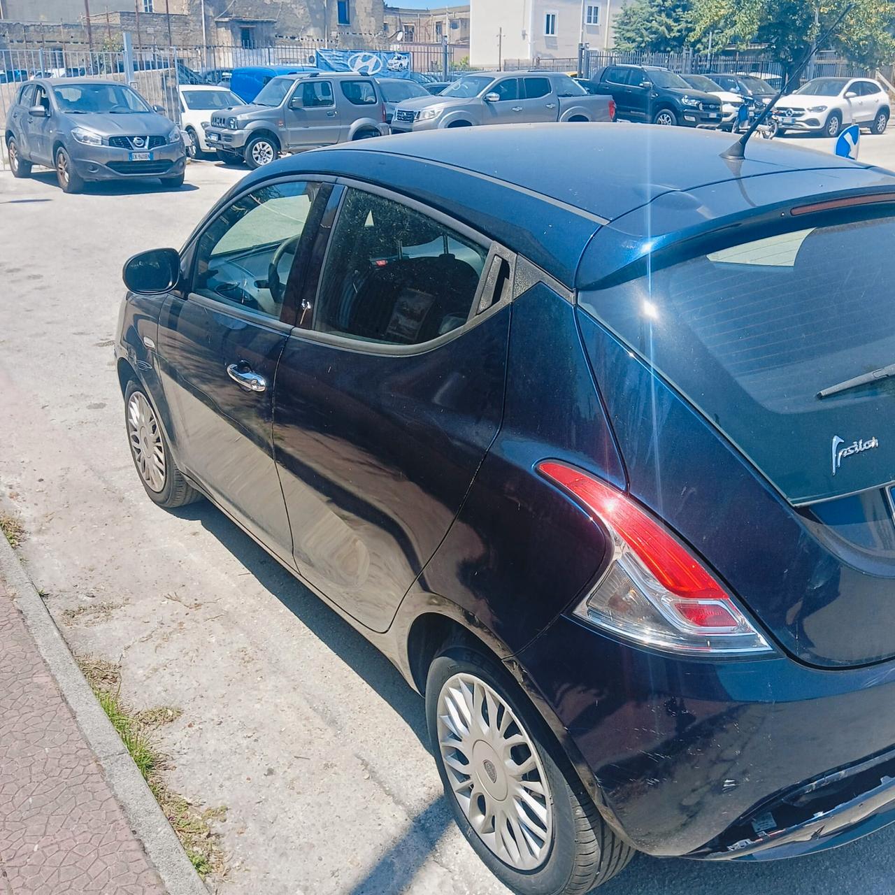 Lancia Ypsilon 1.2 69 CV 5 porte GPL Ecochic Gold