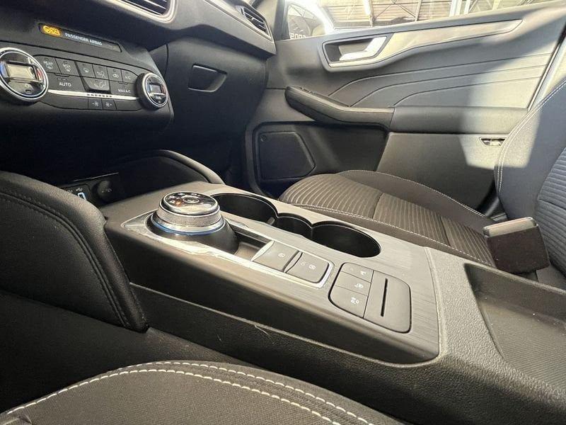 Ford Kuga 2.5 Full Hybrid 190 CV CVT 2WD Titanium Business