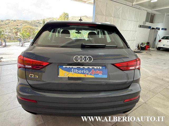 AUDI Q3 35 TDI S tronic Business IVA COMPRESA