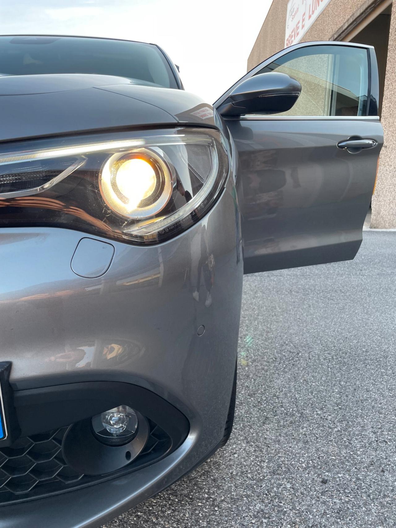 Alfa Romeo Stelvio 2.2 Turbodiesel 210 CV AT8 Q4 Business