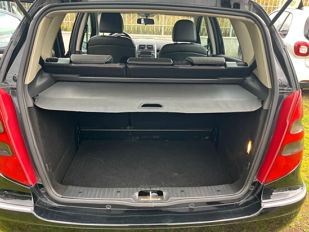 MERCEDES-BENZ A 200 CDI AVANTGARDE