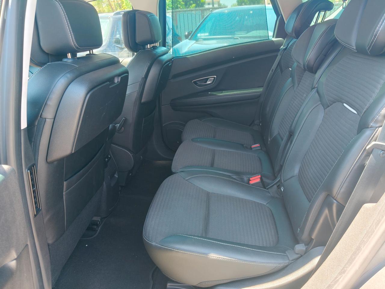 Renault Scenic Scénic Diesel 110 CV Energy Intens