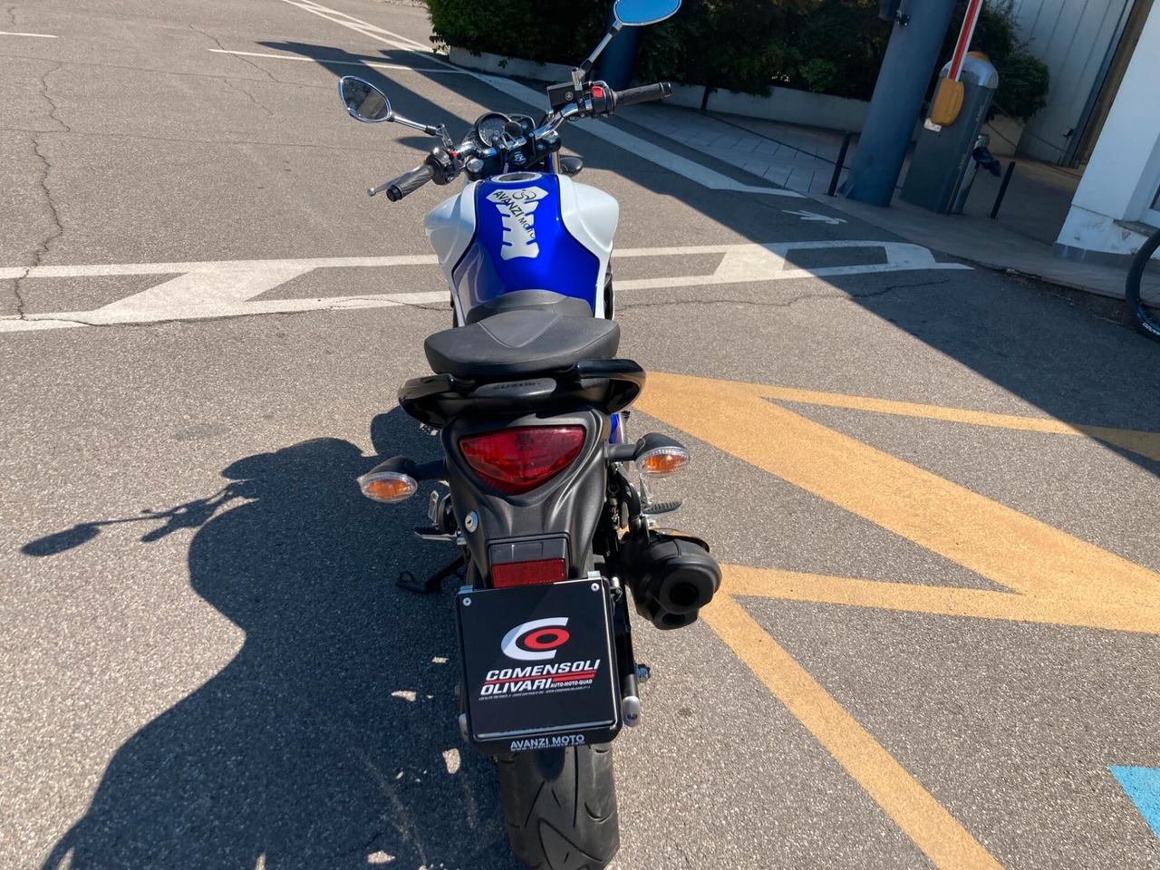 Suzuki Gladius sport