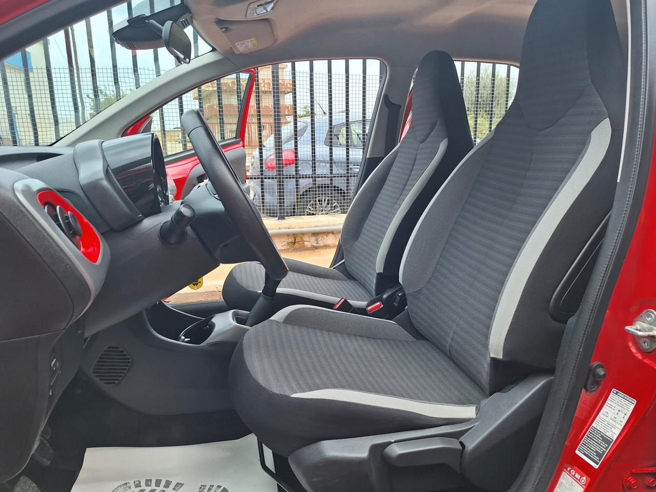 Toyota Aygo 1.0 VVT-i 5 porte x-play 2019