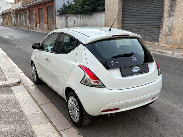 LANCIA Ypsilon 1.2 69 CV 5P. Gold