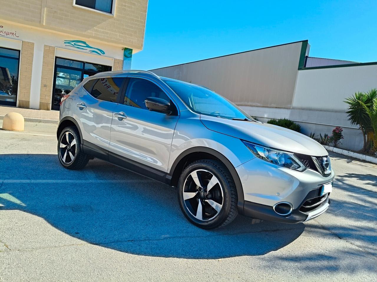 Nissan Qashqai 1.5 Tekna TETTO PANORAMICO
