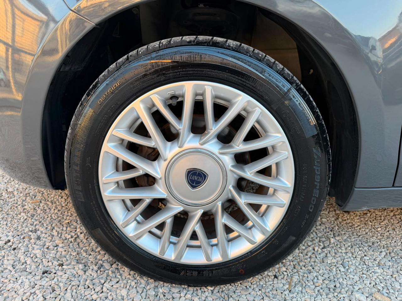 Lancia Ypsilon 1.3 MJT 95 CV Platinum 78000km