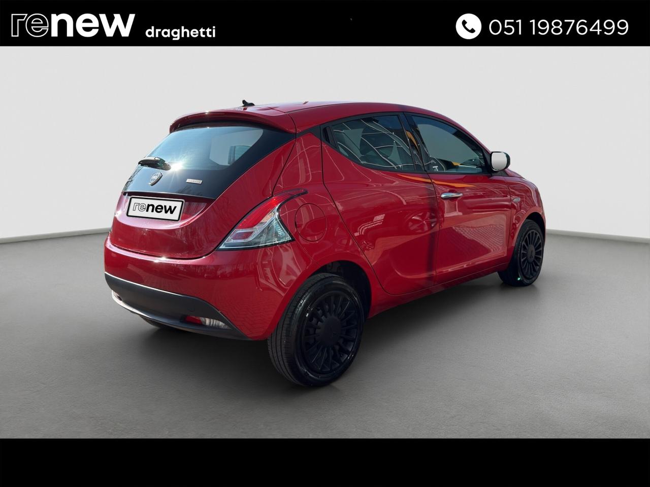 Lancia Ypsilon 1.0 FireFly 5 porte S&S Hybrid Silver