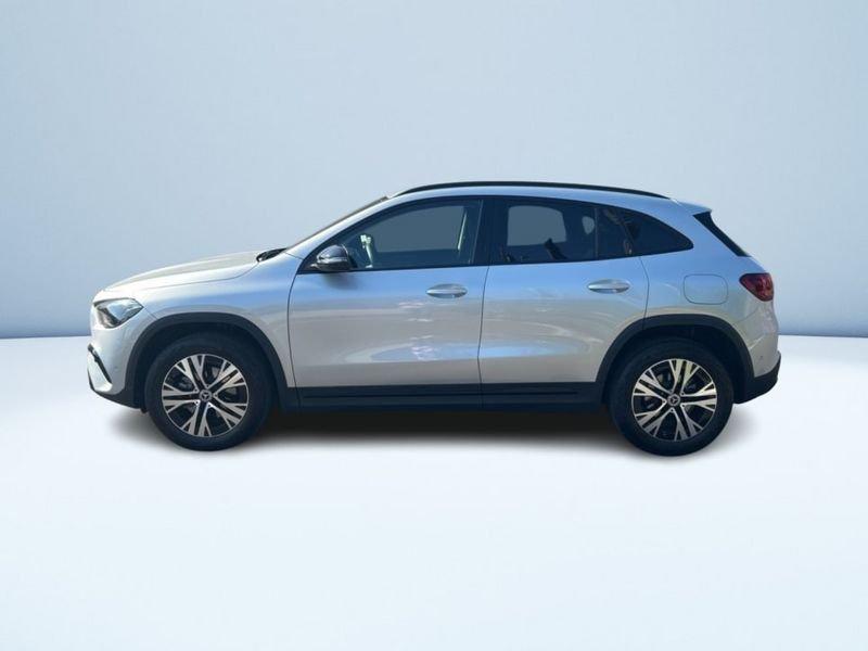 Mercedes-Benz GLA 200d Automatic Advanced Progressive