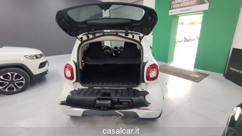 smart fortwo Ypsilon 1.2 69 CV 5 porte Silver 24 MESI DI GARANZIA