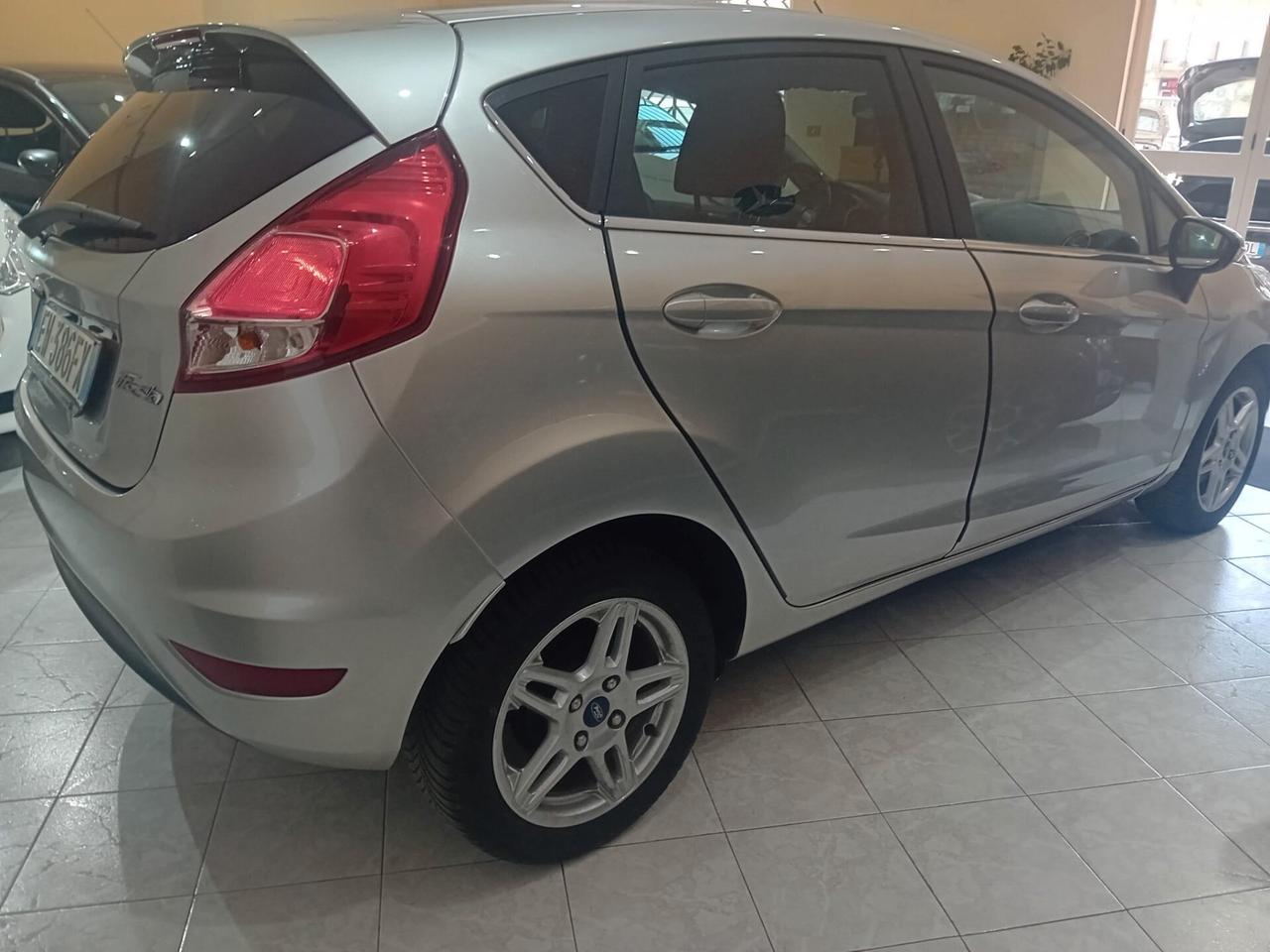 Ford Fiesta 1.4 5p. Bz.- GPL Titanium