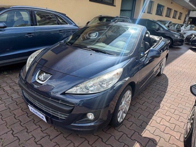 PEUGEOT 207 1.6 8V HDi 112CV CC Allure