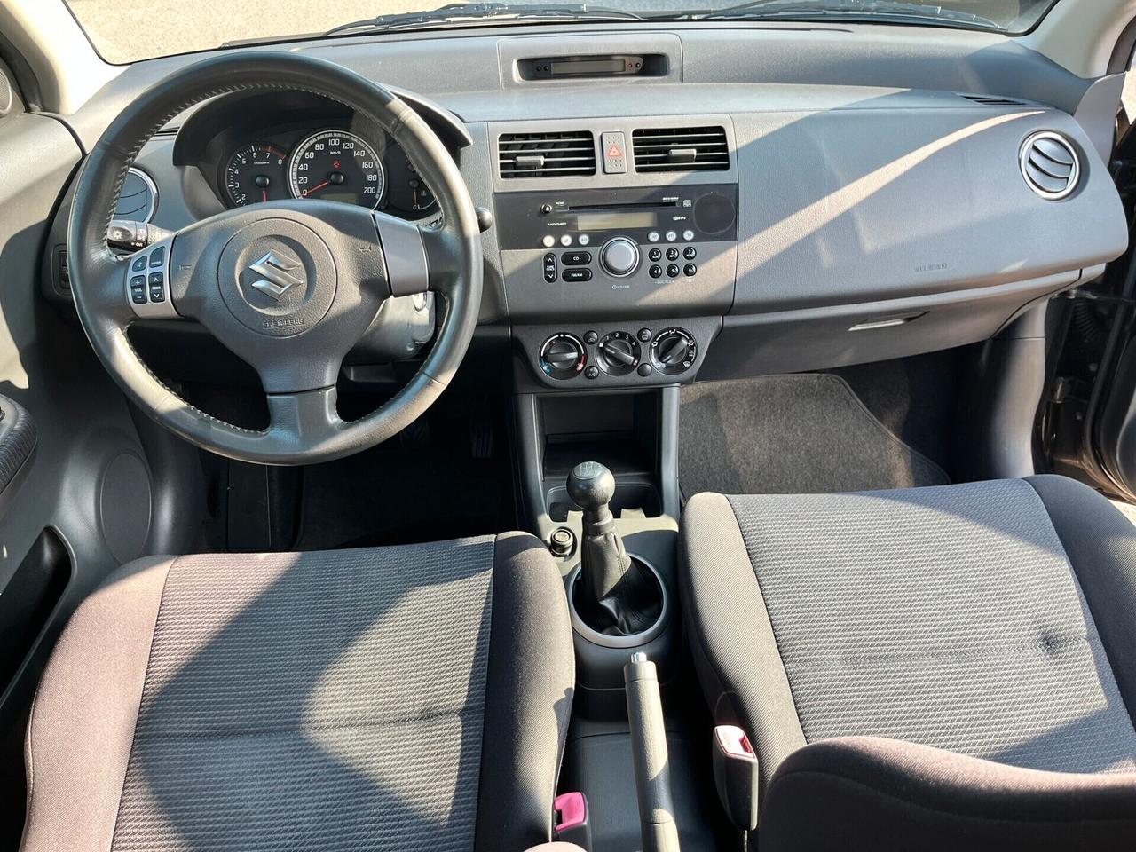 Suzuki Swift 1.3 4x4 5p. GL