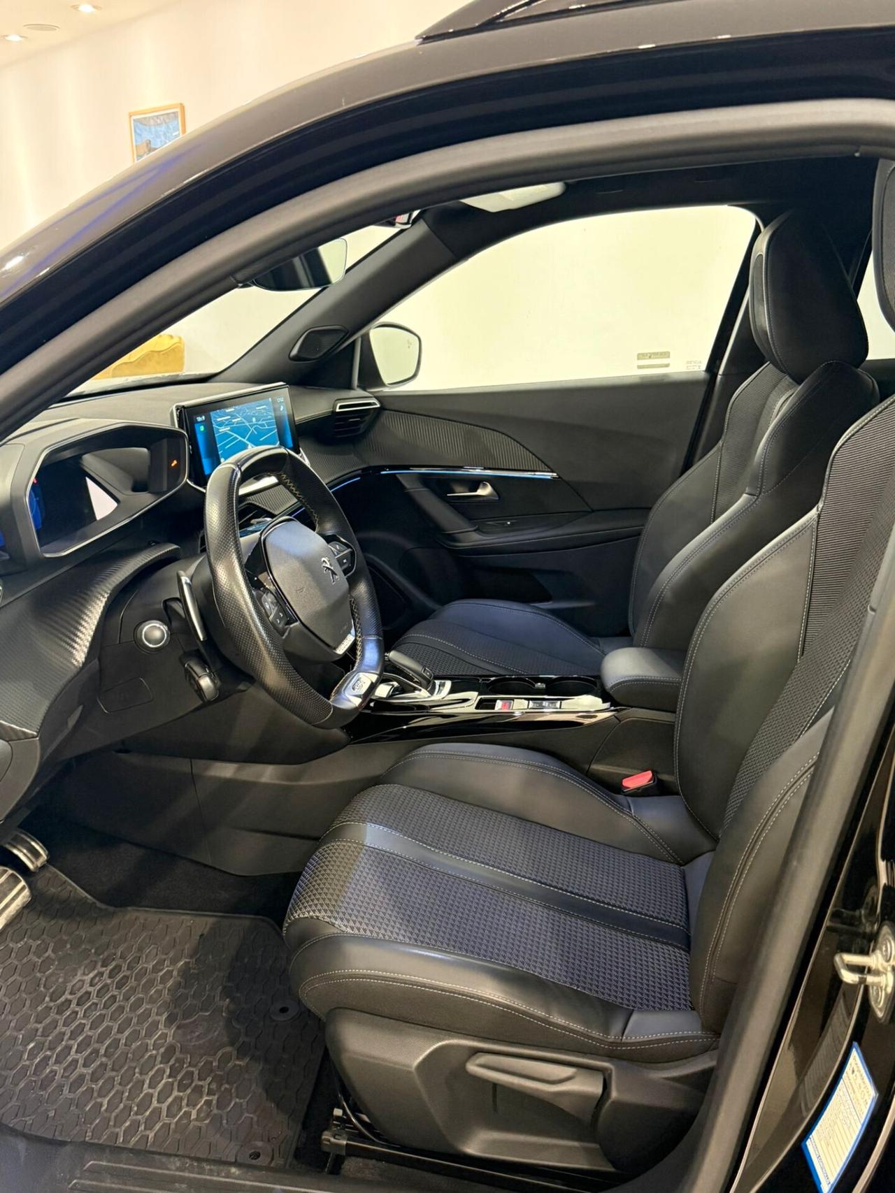 Peugeot 2008 1.5 Hdi GT LINE AUTOMATICA