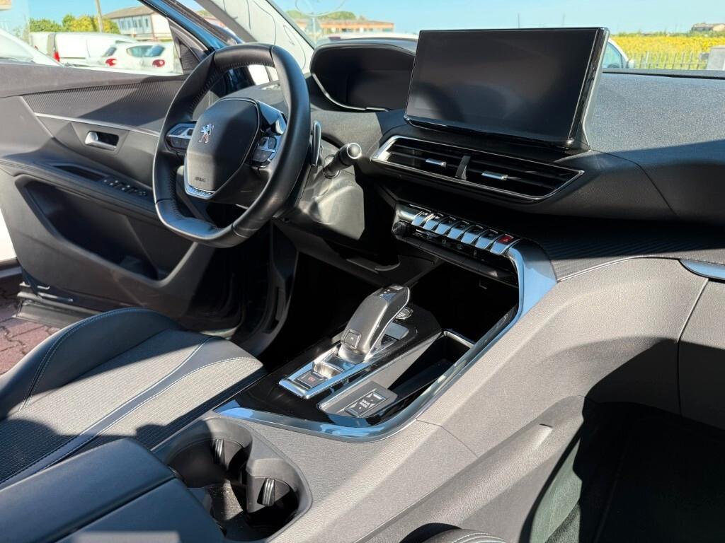 Peugeot 3008 BlueHDi 130 S&S EAT8 Allure