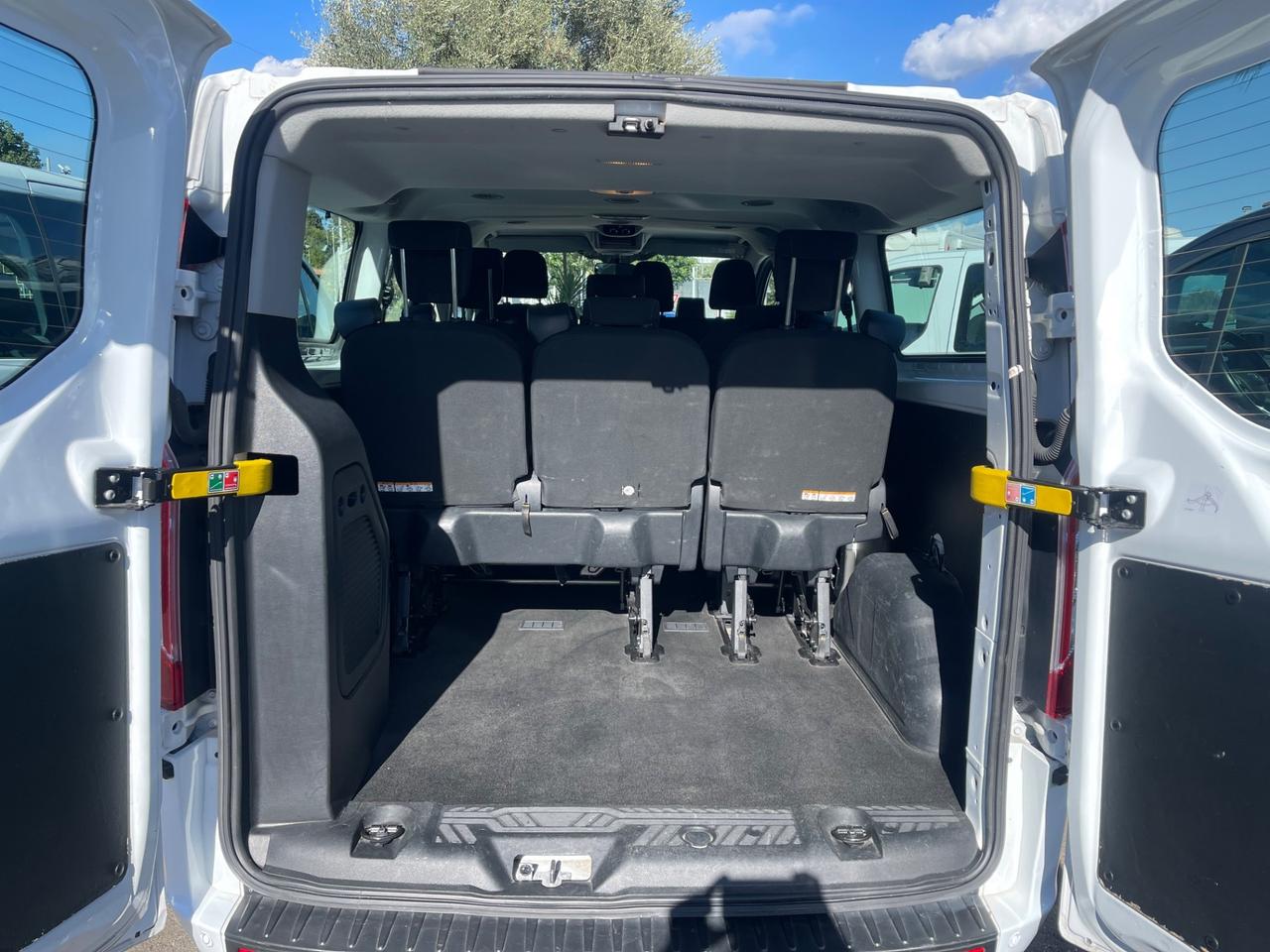 Ford Transit Custom 2.0 EcoBlue 9 posti