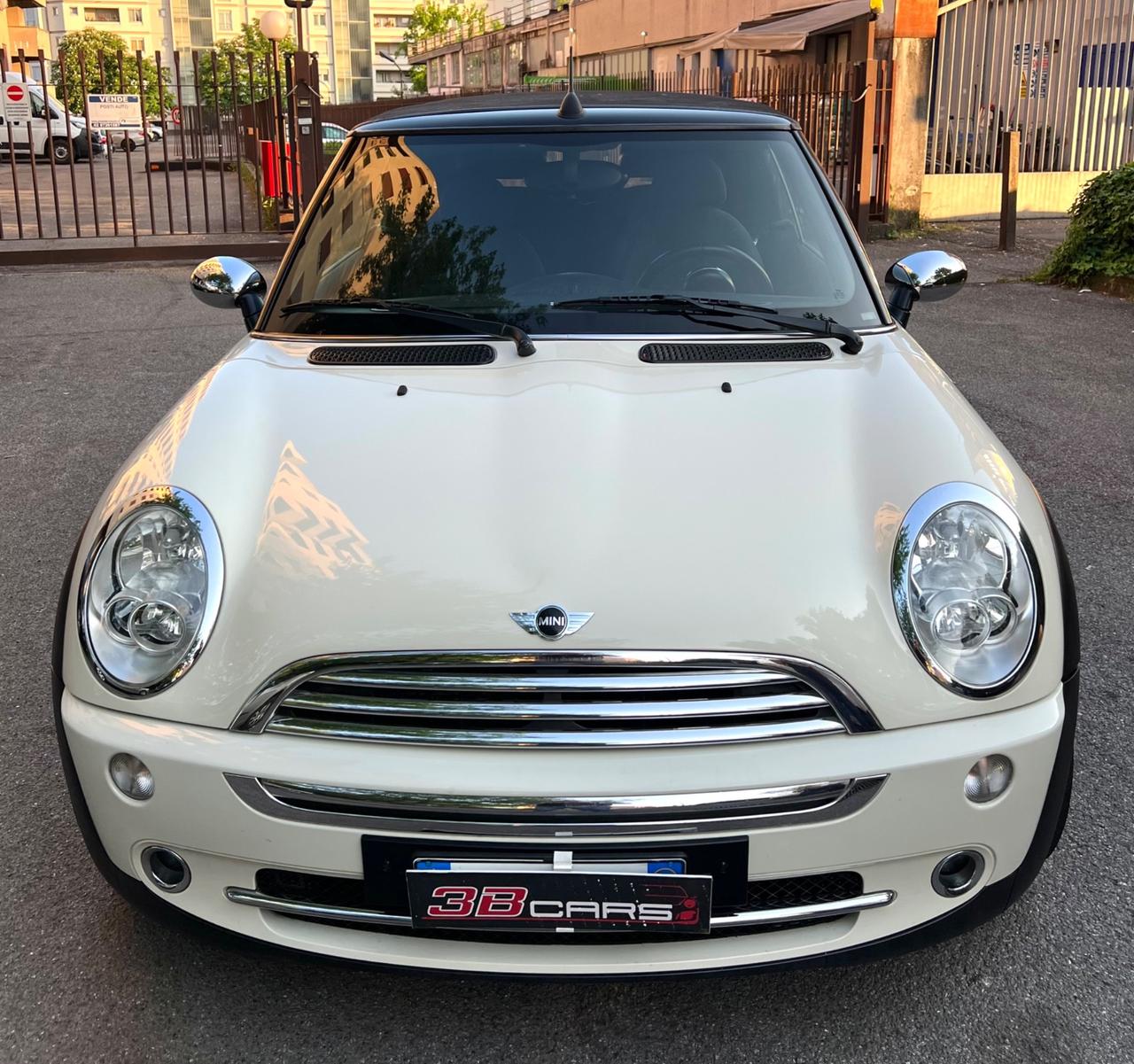 Mini 1.6 benzina Cabrio OK NEOPATENTATI full!!