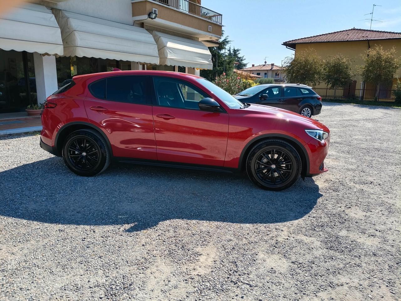 Alfa Romeo Stelvio 2.2 Turbodiesel 160 CV AT8 RWD Sprint