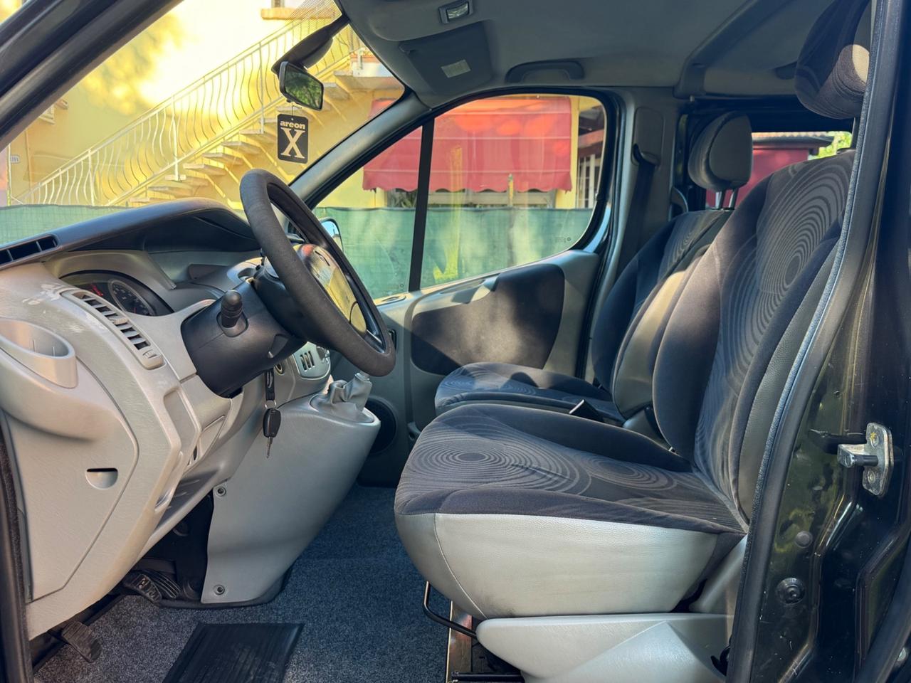 Renault Trafic 2.0 dCi/Passenger Luxe 7+1