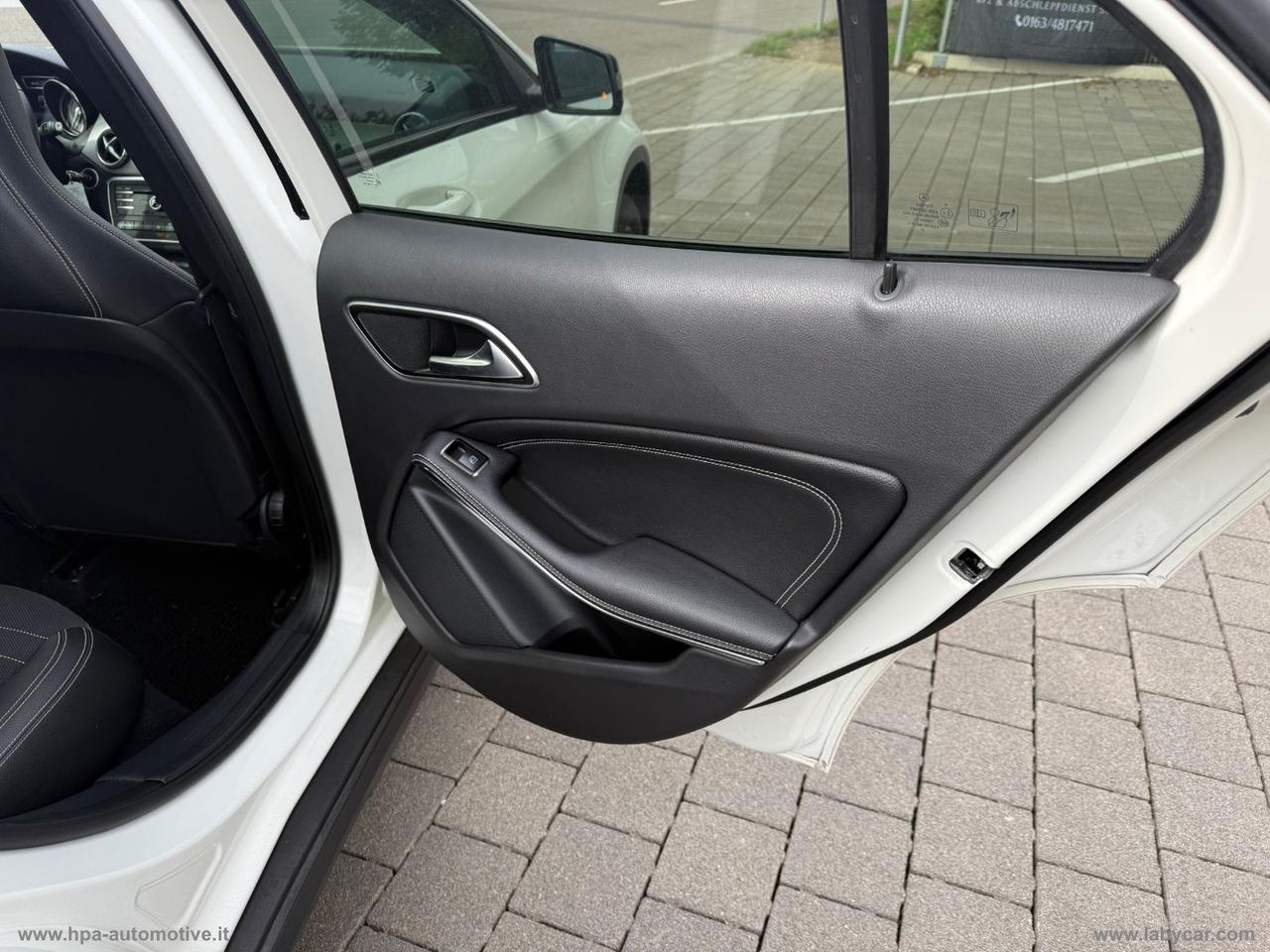 MERCEDES-BENZ GLA 220d Automatic 4Matic Sport TETTO LED PELLE