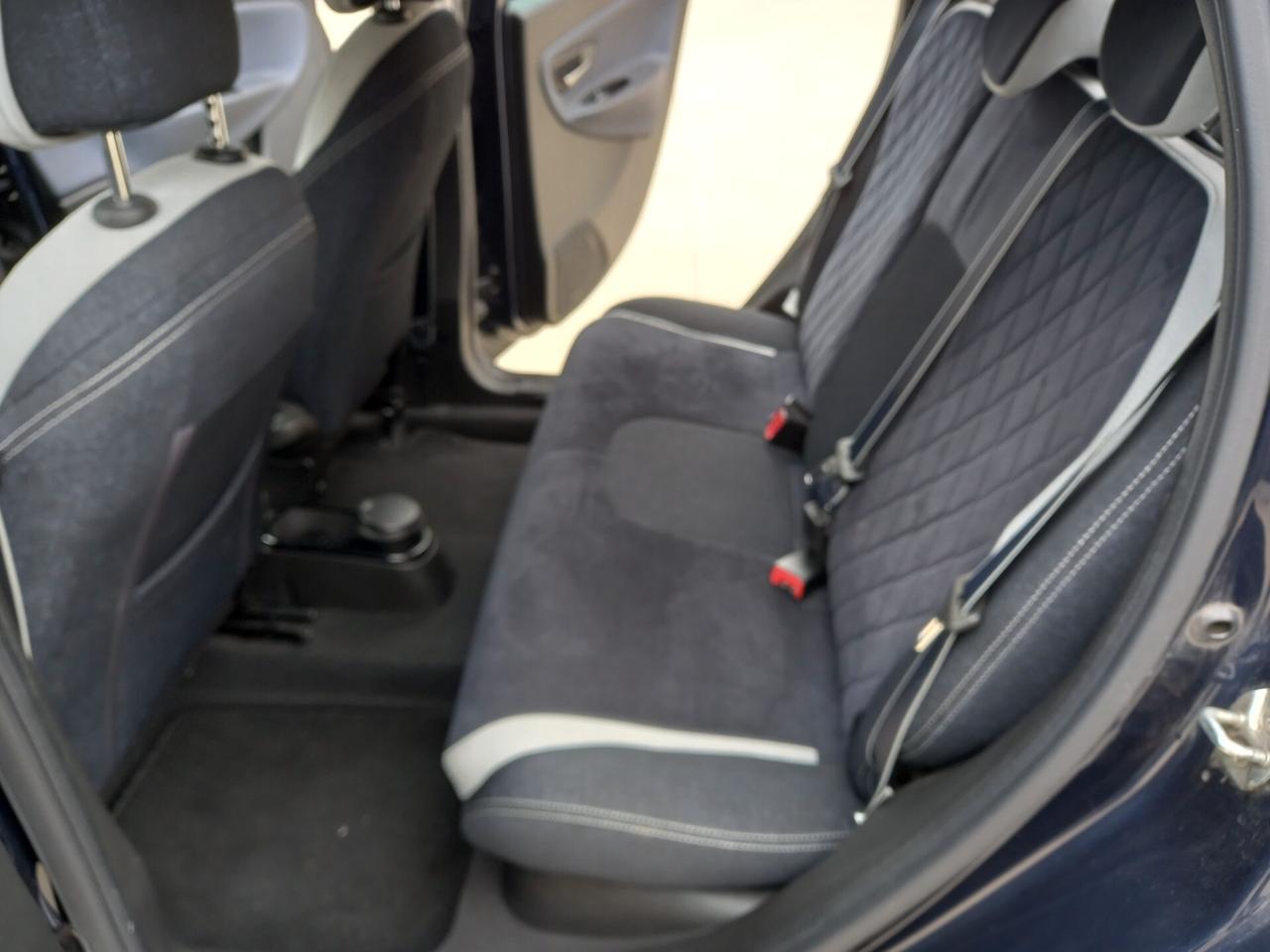 Lancia Ypsilon 1.2 69 CV MYA