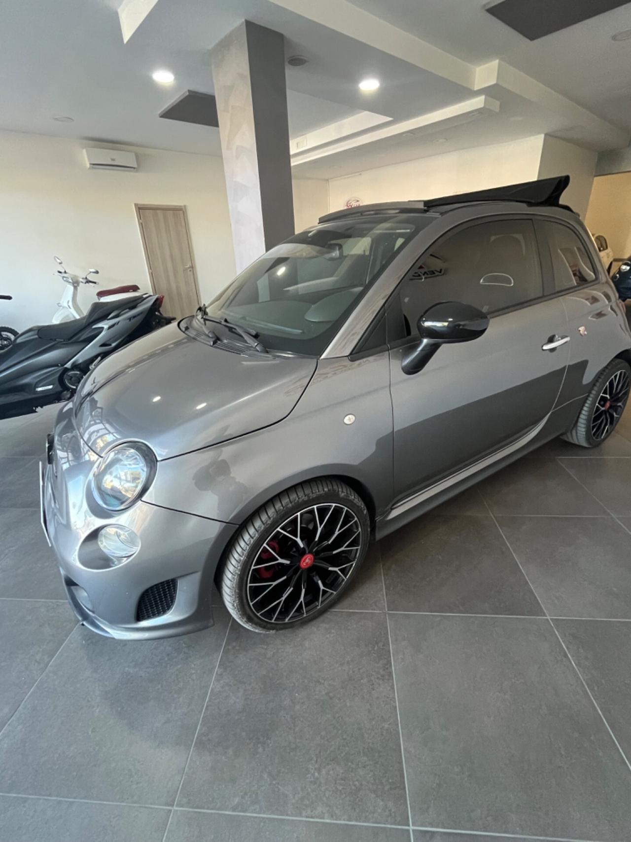 Abarth 500 C 1.4 Turbo T-Jet MTA Custom