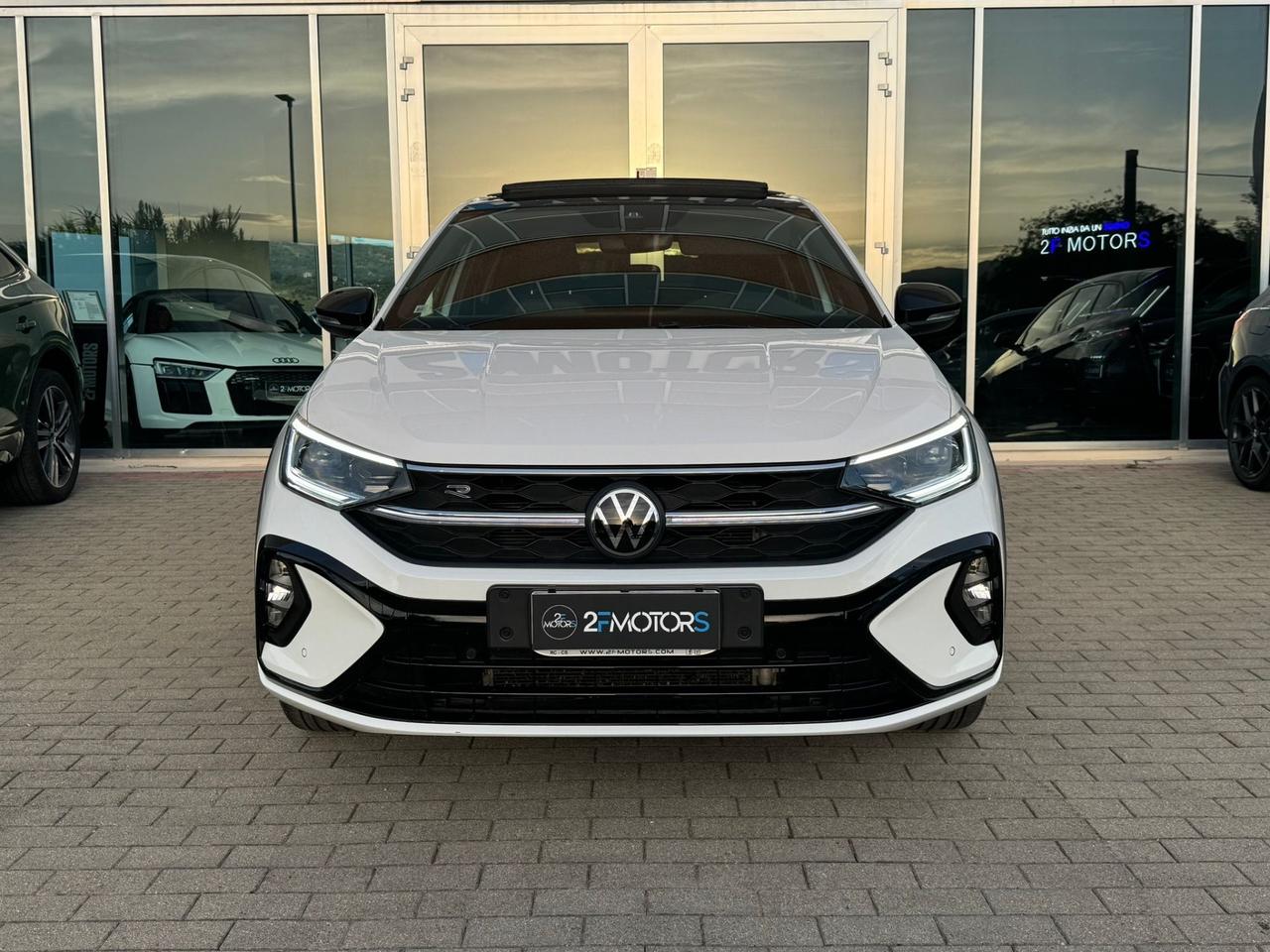 Volkswagen Taigo 1.0 tsi R-Line 110cv