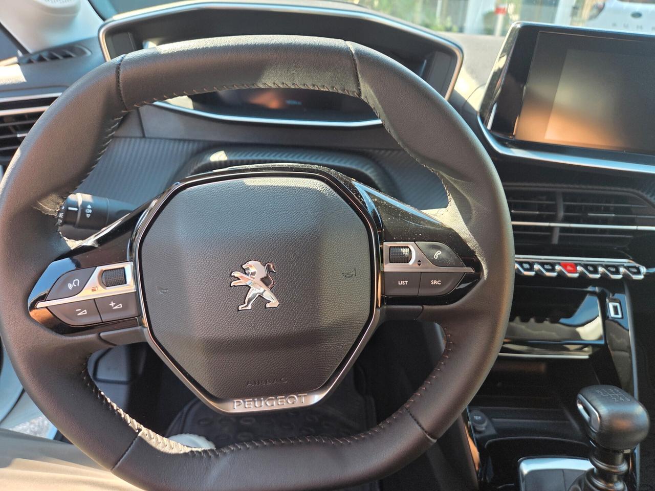 Peugeot 208 Allure 100cv - 2023