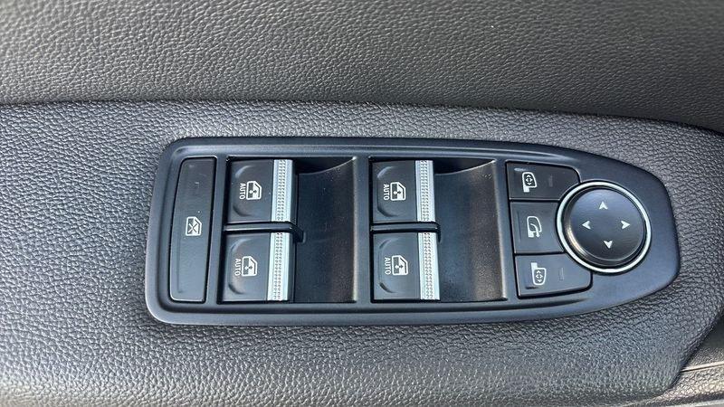 Renault Captur II 2019 1.6 E-TECH Plug-in Hybrid 160cv Intens Auto