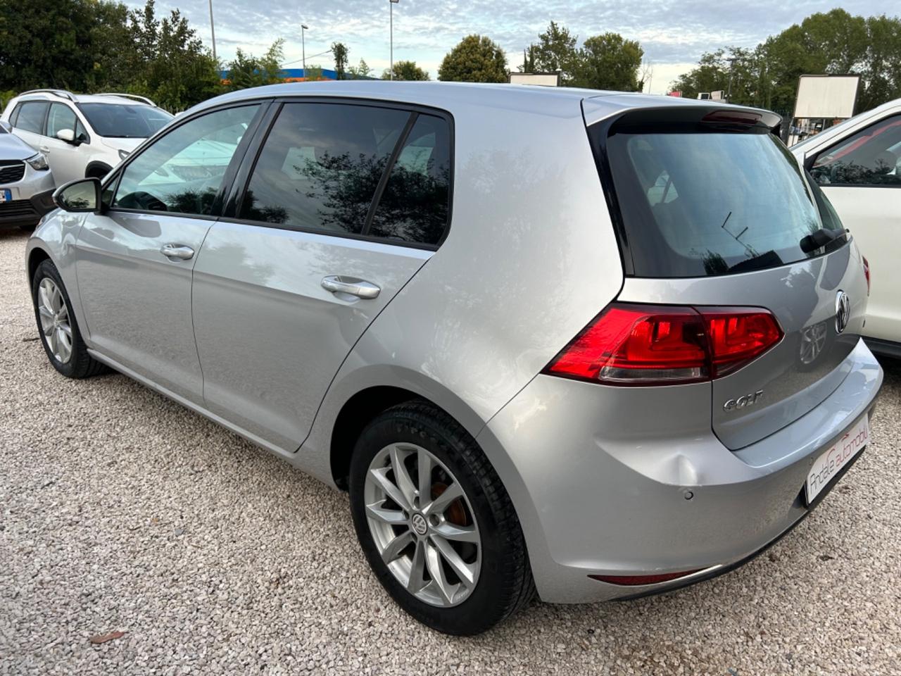 Volkswagen Golf 1.6TDI 5P COMFORTLINE NEOPATENTATI