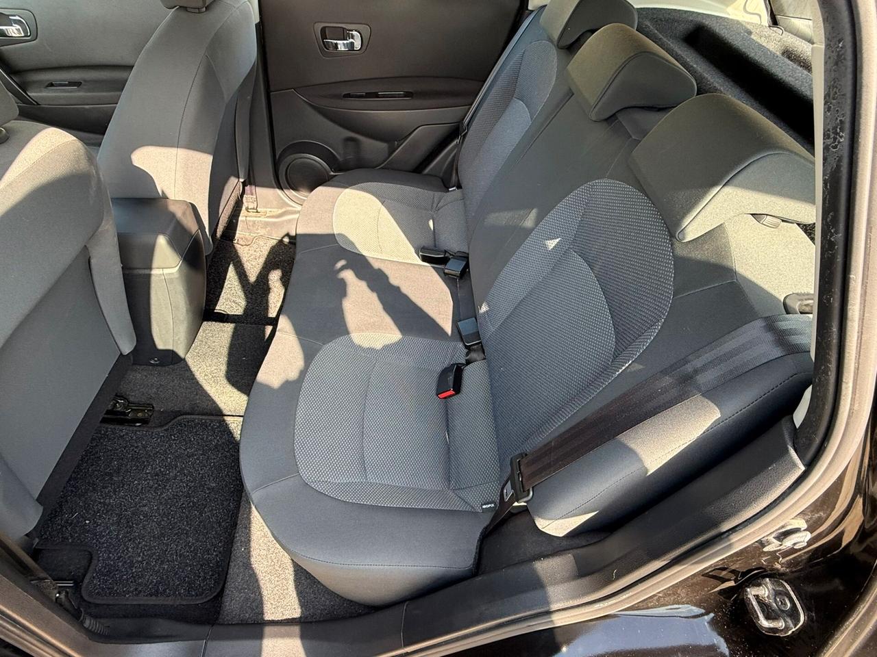 Nissan Qashqai 1.6 BENZINA UNICO-PROPR 33.715 KM