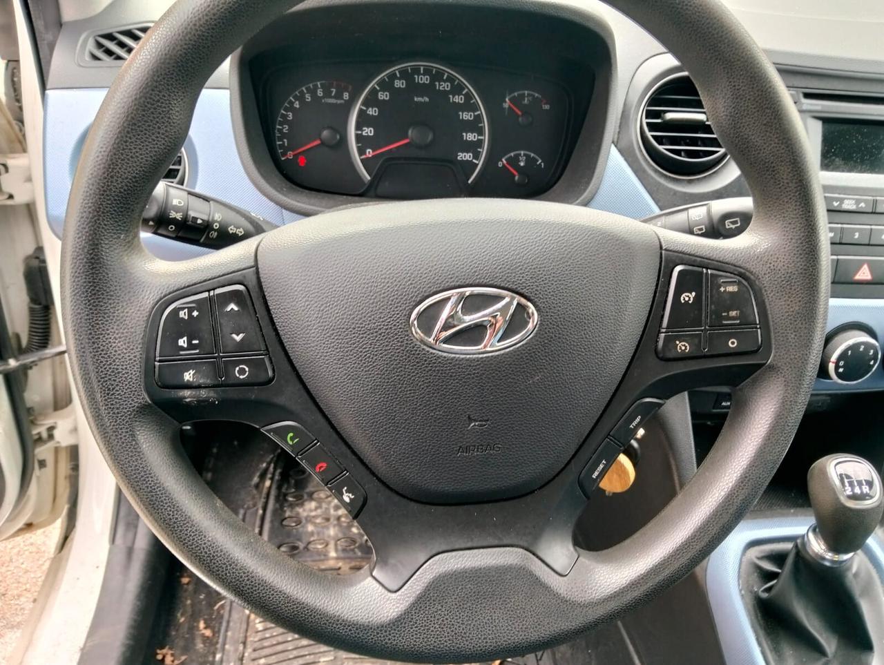 Hyundai i10 1.0 MPI Comfort 2015 "Motore Rotto"