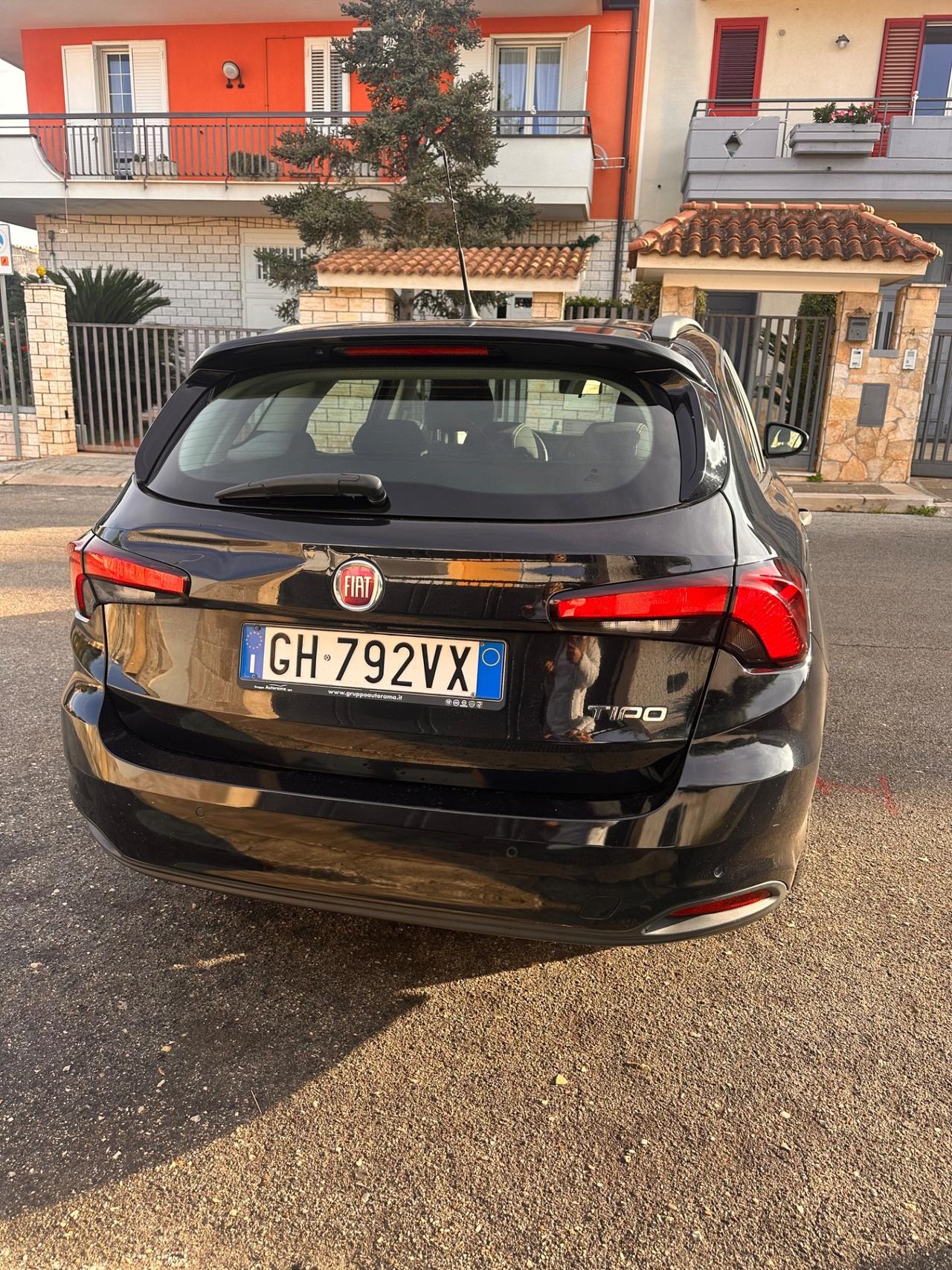 Fiat Tipo 1.4 T-Jet 120CV GPL 5 porte SW