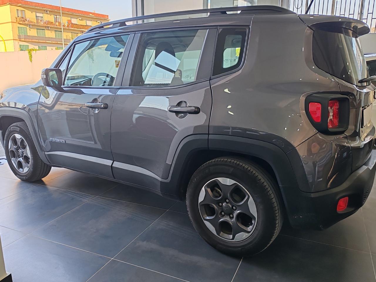 Jeep Renegade 1.6 E-TorQ EVO Longitude 2016