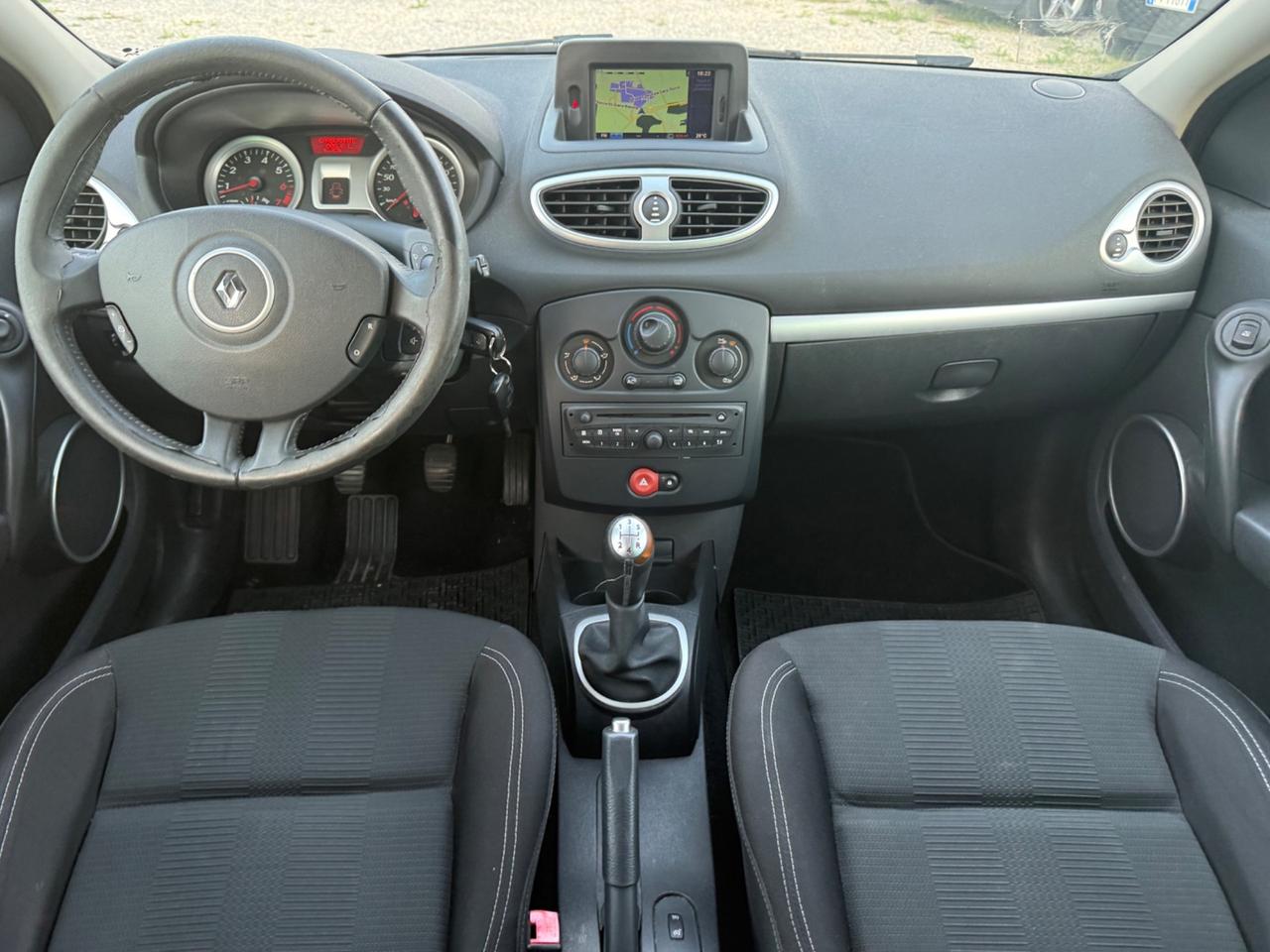 Renault Clio 1.2 16V 5 porte Luxe