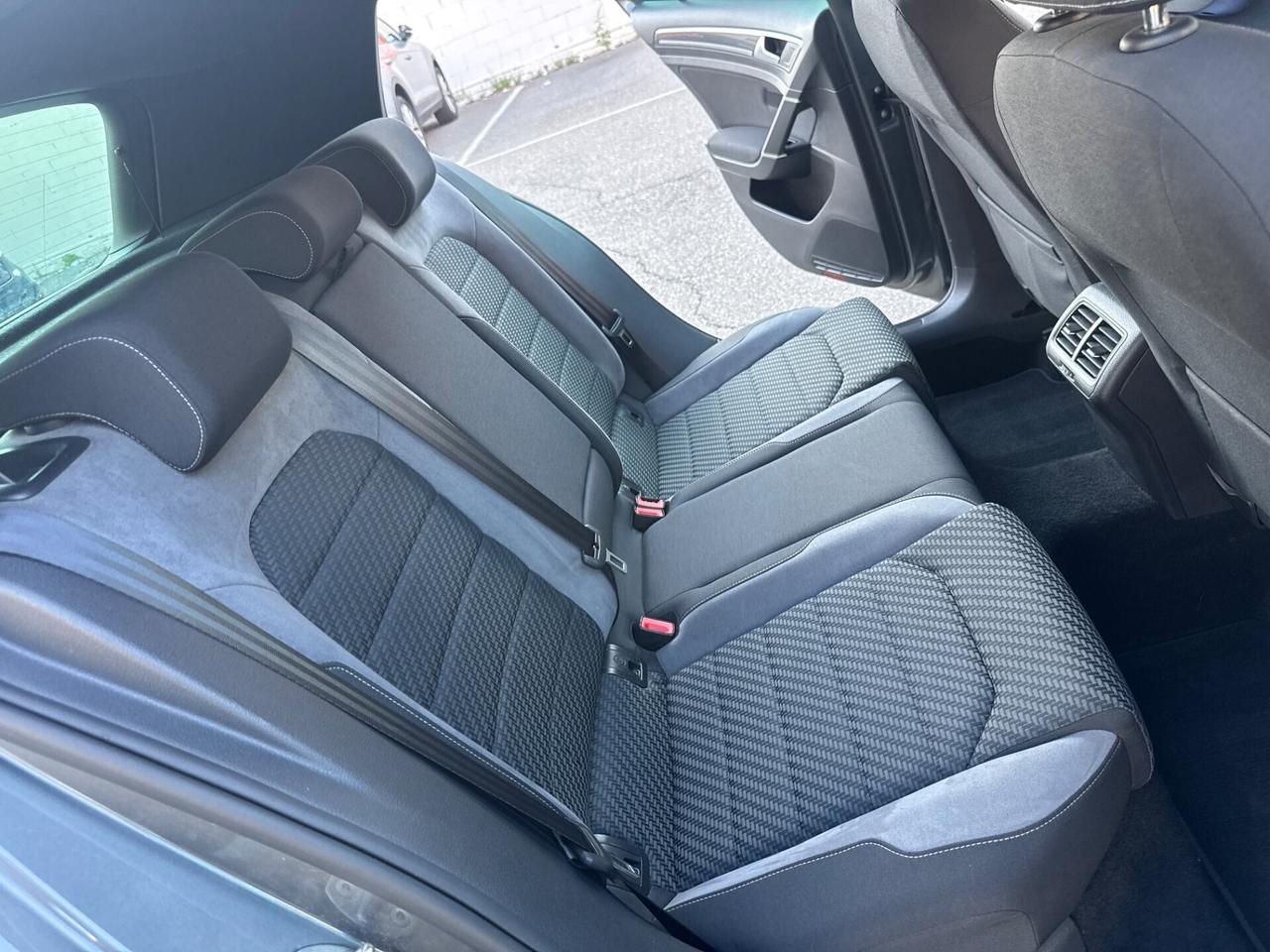 Volkswagen Golf 7.5 1.4 125 CV Rline digitale 2018