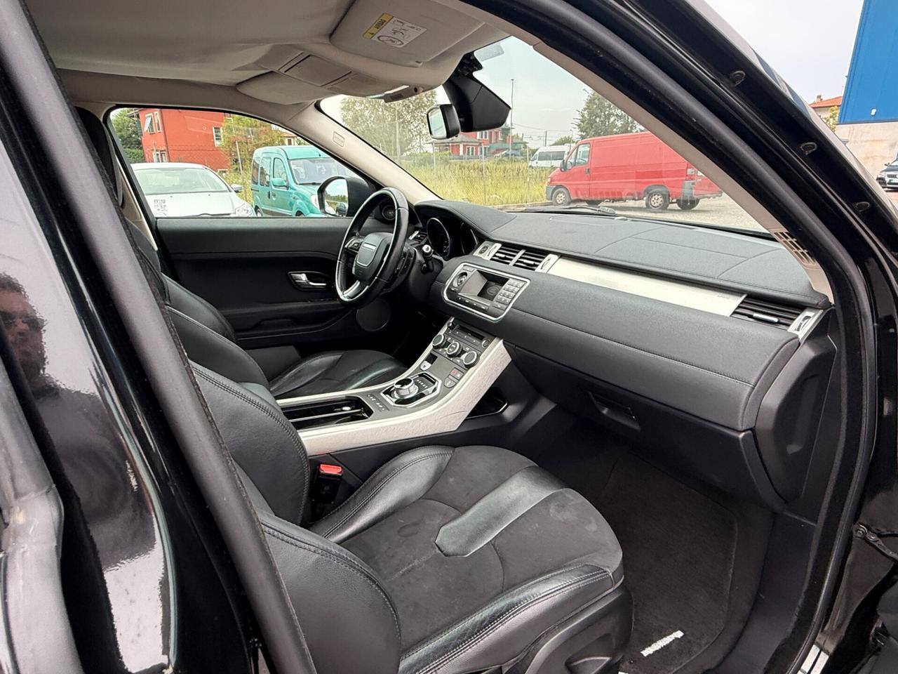 Land Rover Range Evoque 2.2 TD4 5p. Dynamic