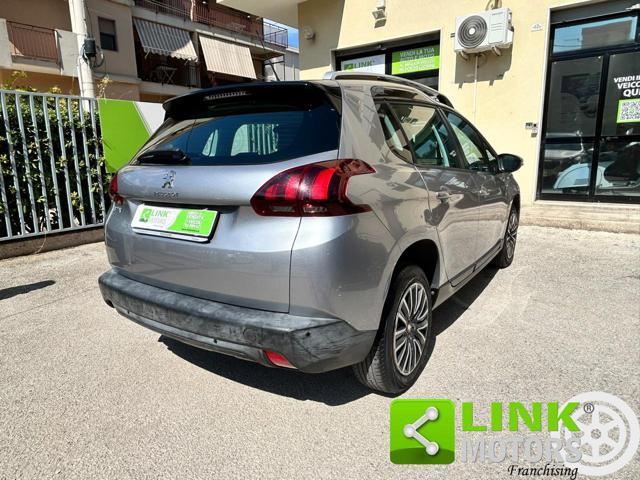 PEUGEOT 2008 .
