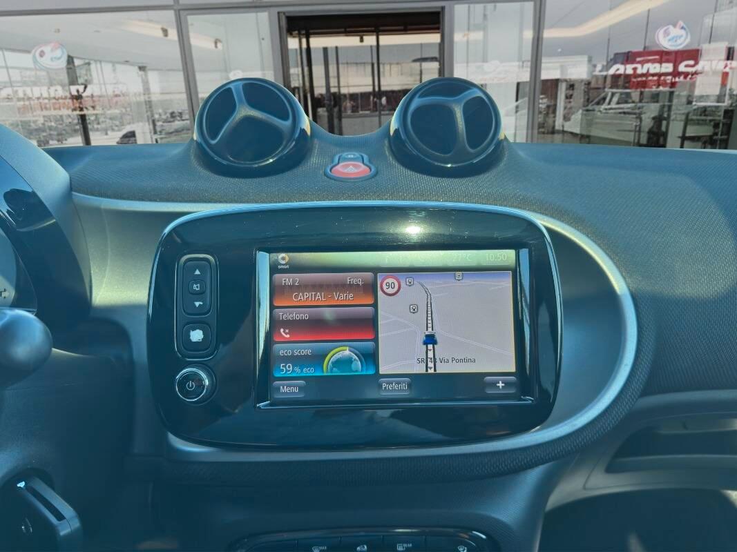 Smart Forfour 1.0 Youngster 71cv AUTOM E TETTO PANORAMICO
