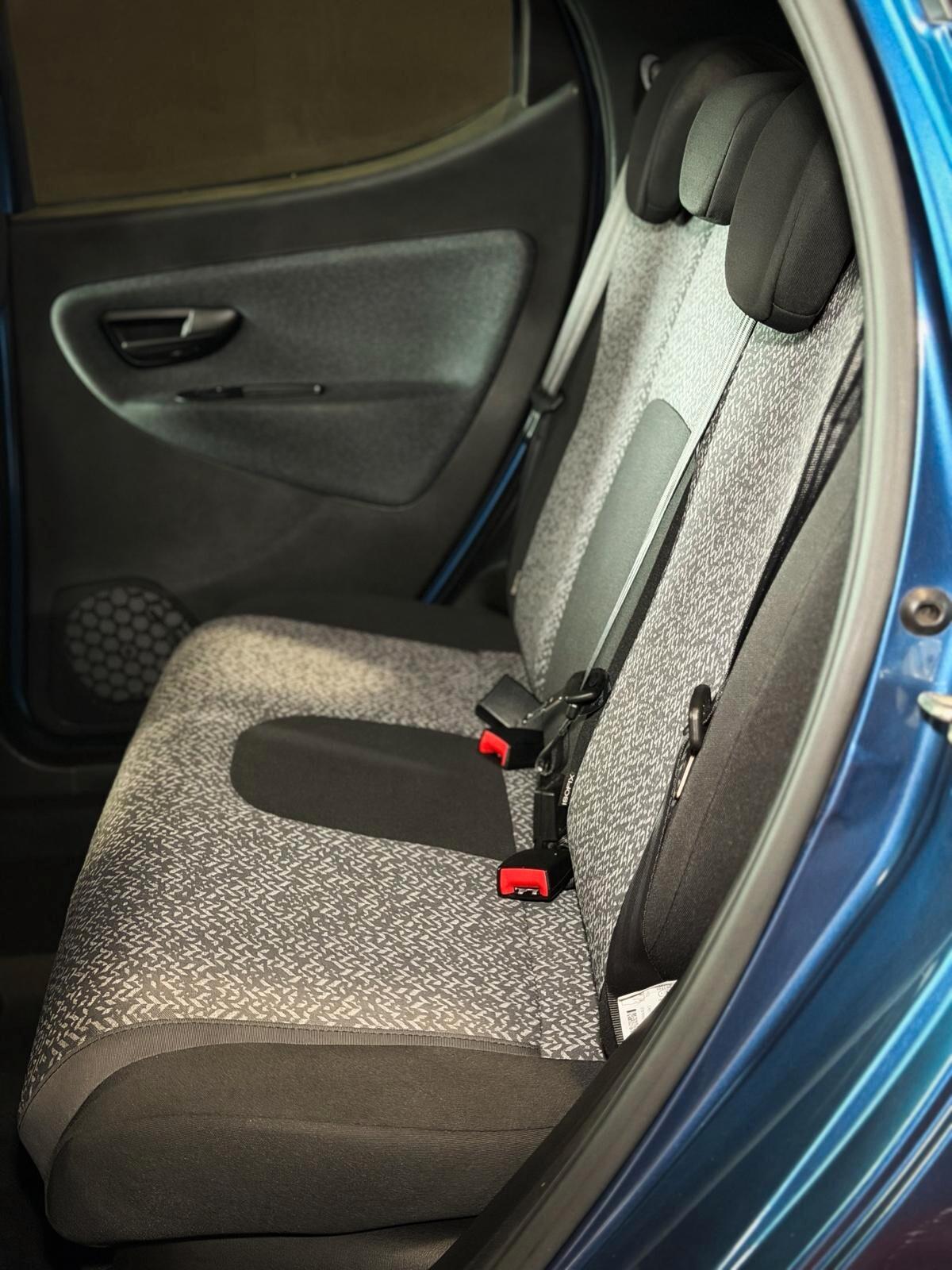 Lancia Ypsilon 1.0 FireFly 5 porte S&S Hybrid Alberta Ferretti