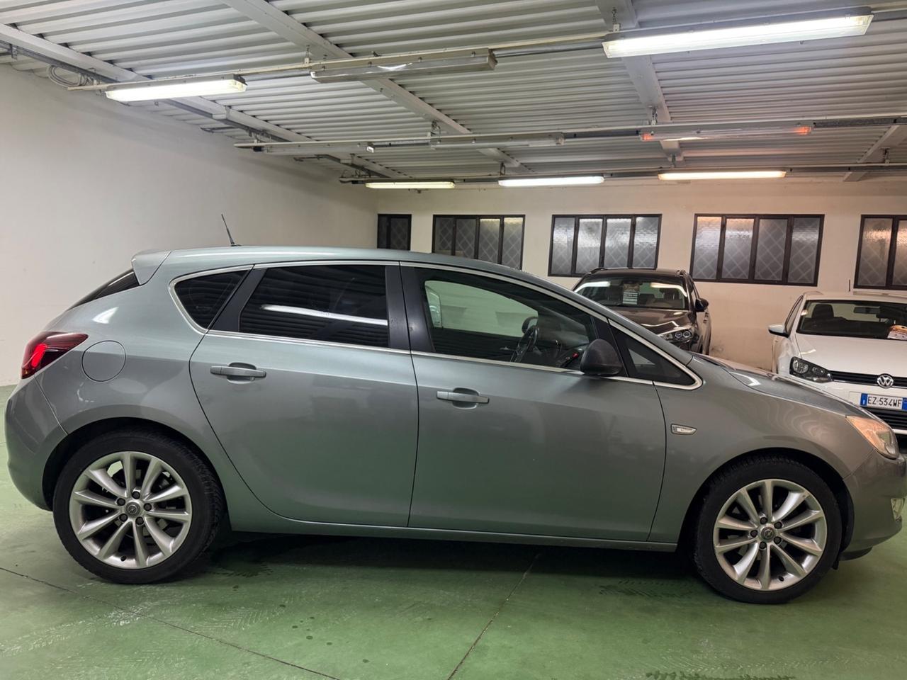 Opel Astra 1.7 CDTI 125CV 5 porte Cosmo