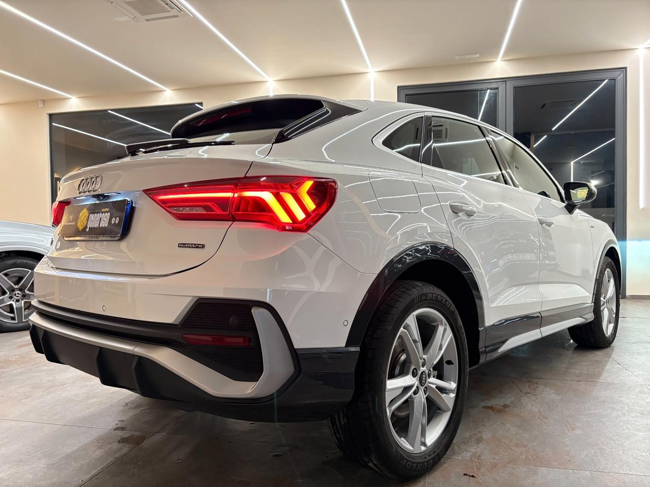 Audi Q3 SPB 40 TDI quattro Stronic S-Line Sportback