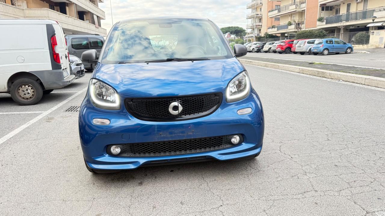Smart ForTwo 90 0.9 Turbo twinamic Prime PACK BRABUS LED NAVI PELLE PDC KAMERA PANORAMA
